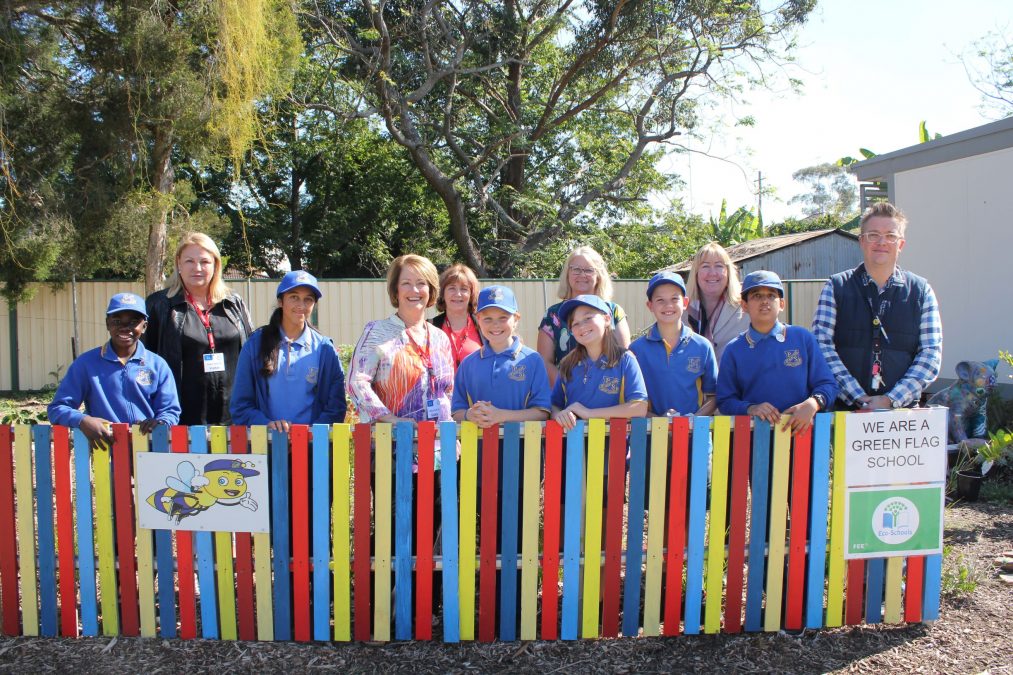 Oxley Park Public School raises 'green flag' • The Western Weekender