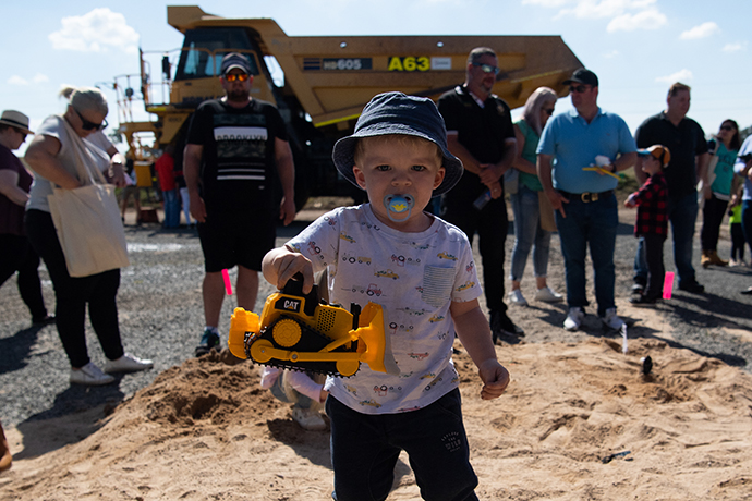 Hundreds attend open day at new airport • The Western Weekender