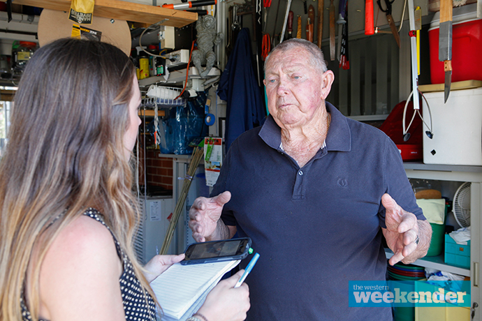 Lionel Myers chatting with journalist Dale Drinkwater. Photo: Melinda Jane