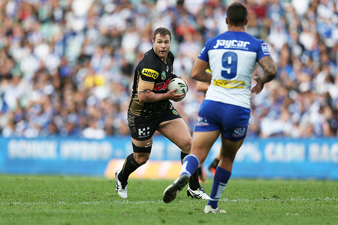 Trent Merrin in action against the Bulldogs. Photo: Jeff Jambert / Penrith Panthers